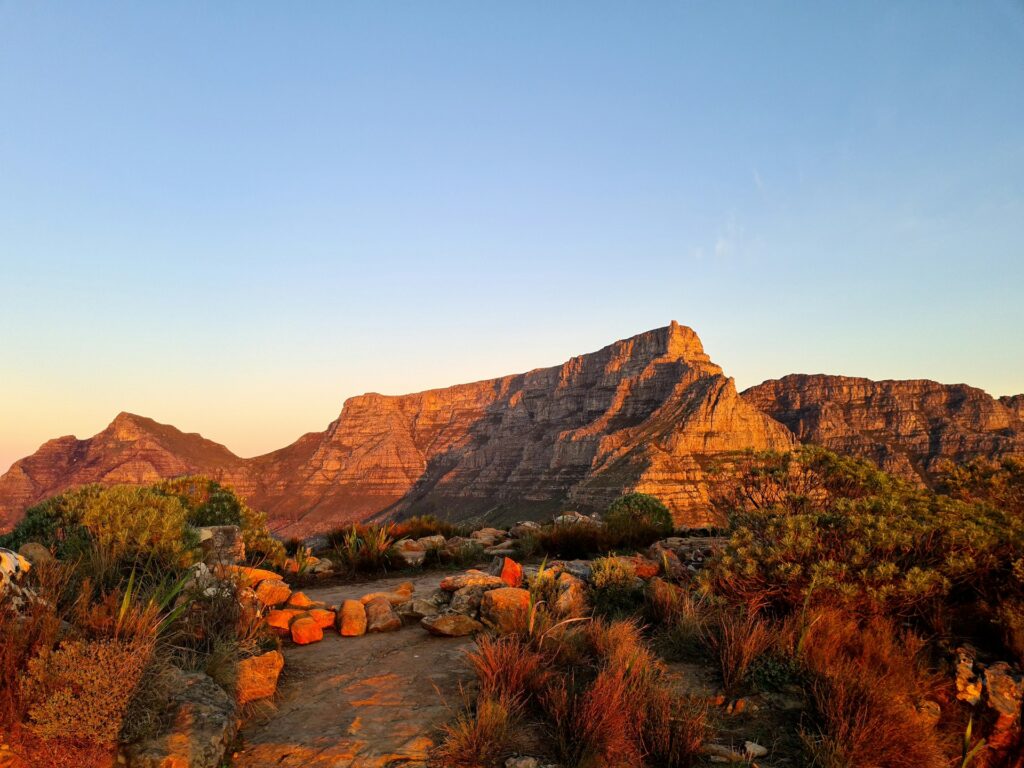 Parque nacional com montanhas