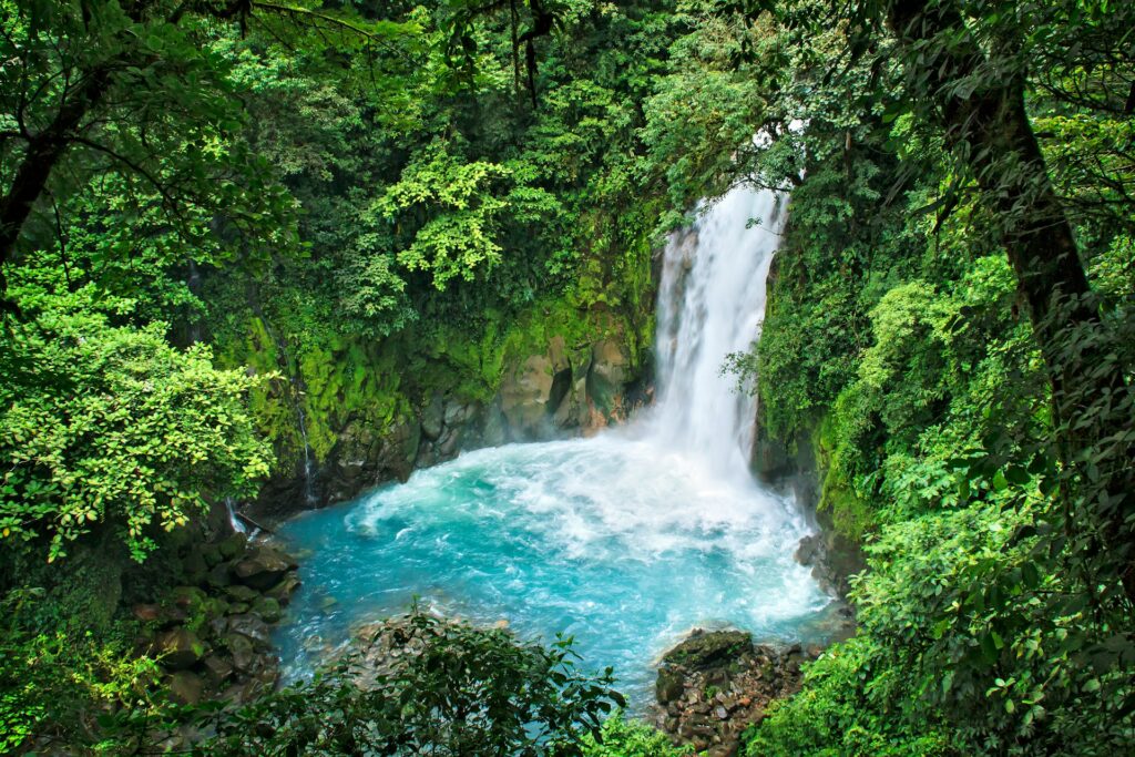 Queda D'água no Parque Nacional Volcán Tenorio, Costa Rica